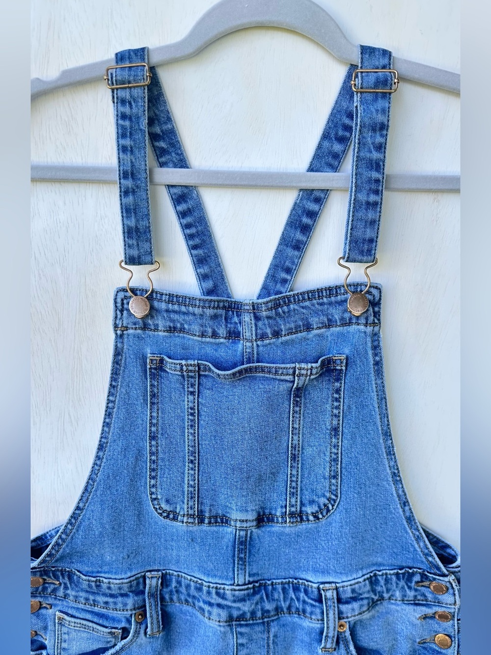 *UNIVERSAL THREAD* HIGH RISE RAW HEM TAPER CROPPED OVERALLS* SIZE 10* - Picture 2 of 7